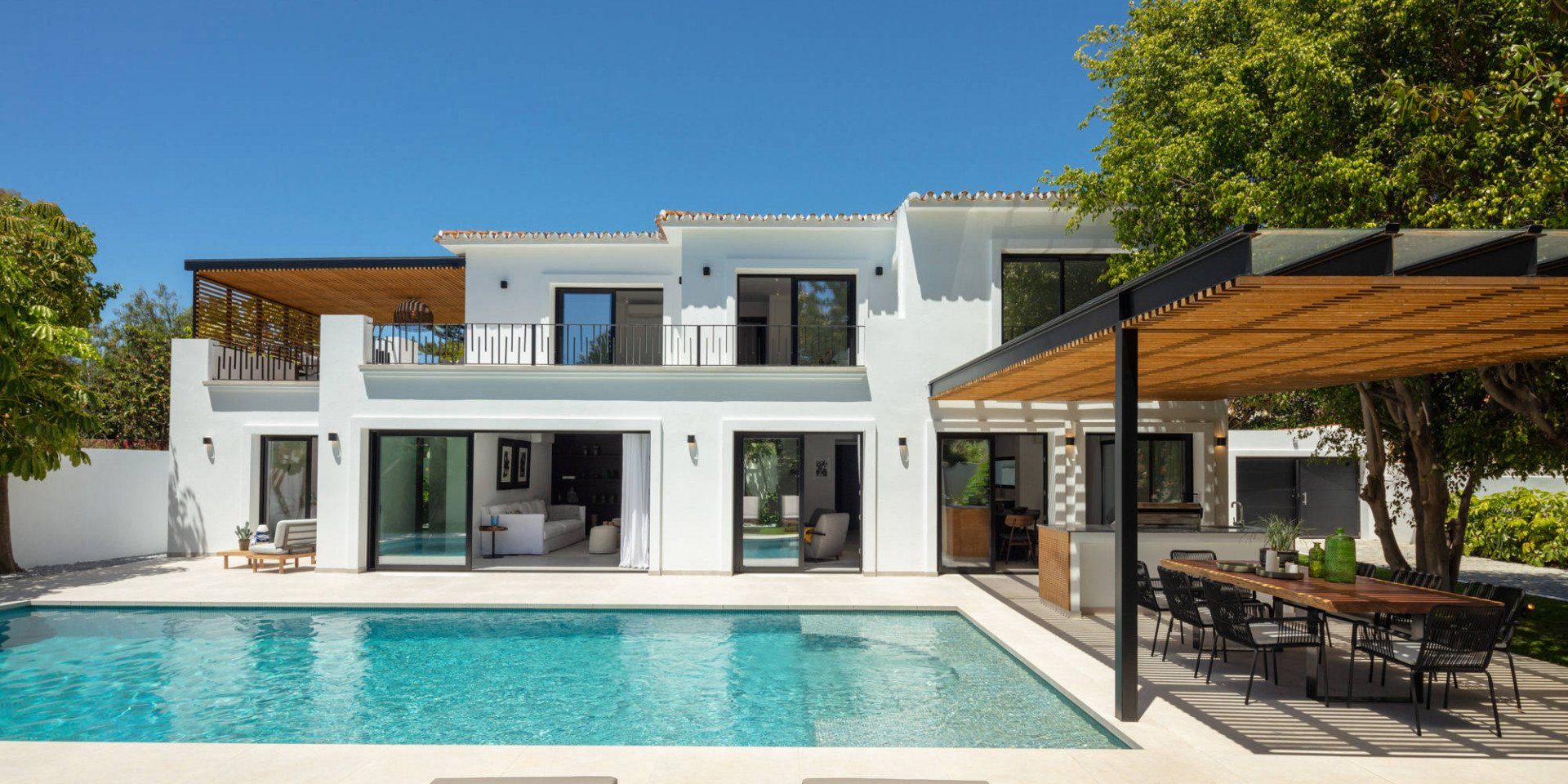 Fabulous Puerto Banus - Marbella Property Sales and Rentals