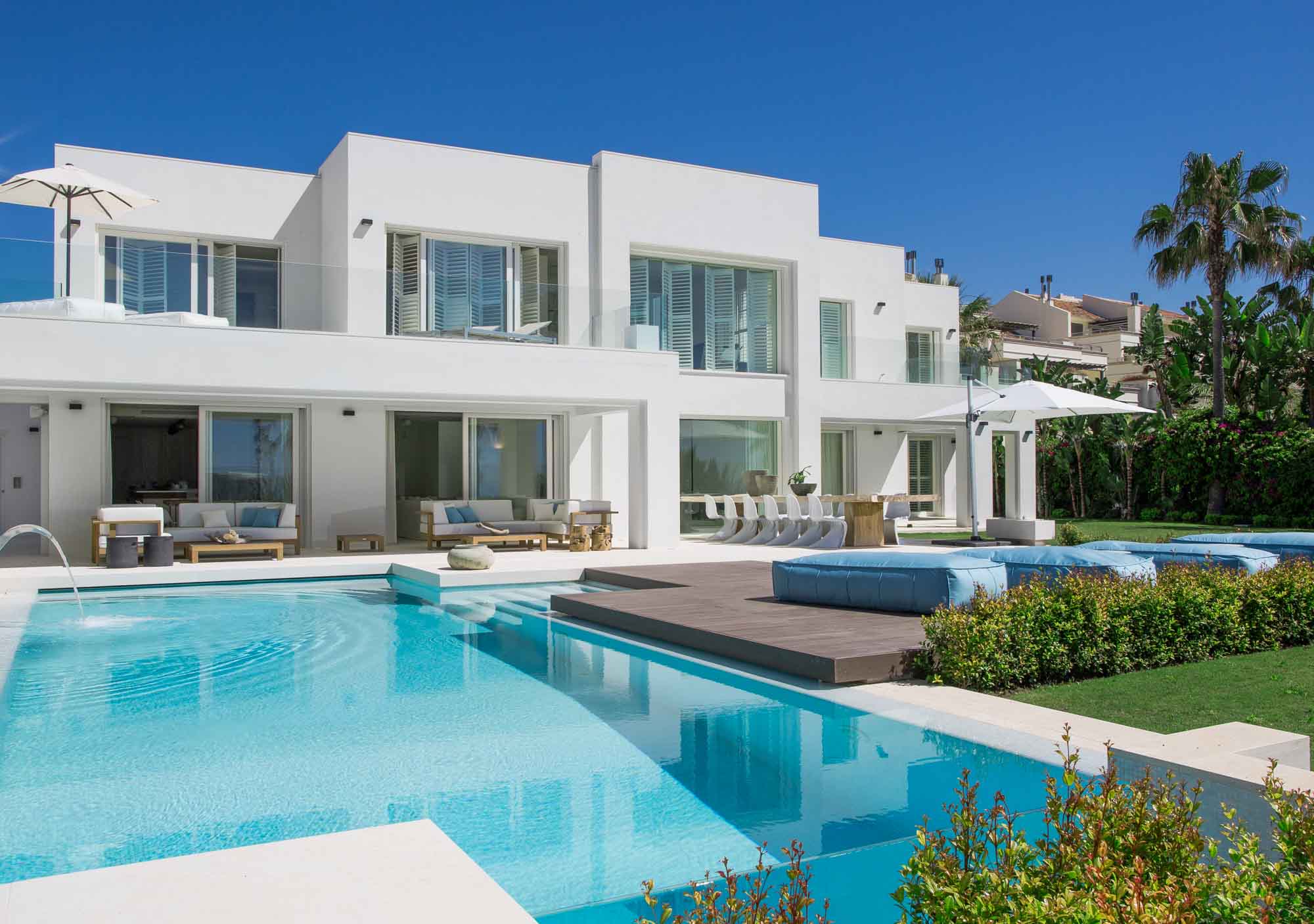 Contemporarty villas marbella